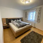 شقة Sonnige Gemuetliche