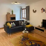 Sonnige Gemütliche Apartment Bürs
