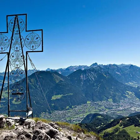 Sonnige Gemuetliche Daire *